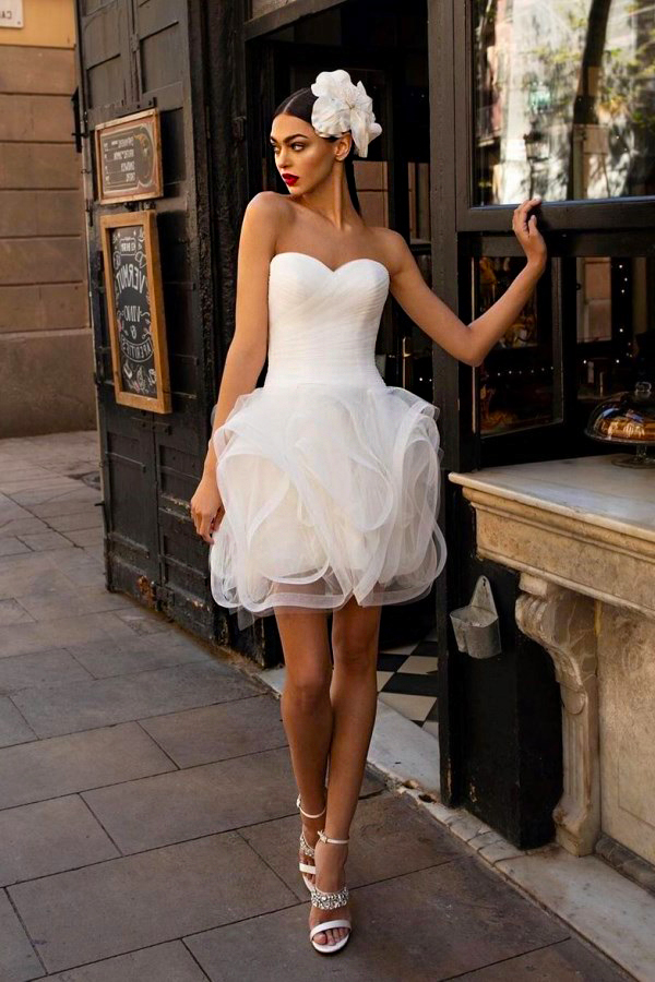 свадебные платья простые но со вкусом, простое свадебное платье, свадебные платья простые но со вкусом закрытые, простое свадебное платье купить, платье на свадьбу для невесты простое, простенькие свадебные платья, свадебные платья не пышные простые, свадебный салон просто, простое платье на свадьбу, простое закрытое свадебное платье, простые свадебные платья для полных, скромные свадебные платья, скромная свадьба платье