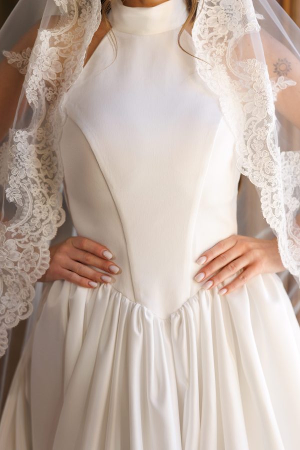 Кружевная фата "Испанка", кружевная фата, купить фату с кружевом, фата испанка, купить фату, прокат фаты, фата под заказ, фата Минск, фата купить Беларусь, белая фата, фата невесты, молочная фата, свадебный салон фата